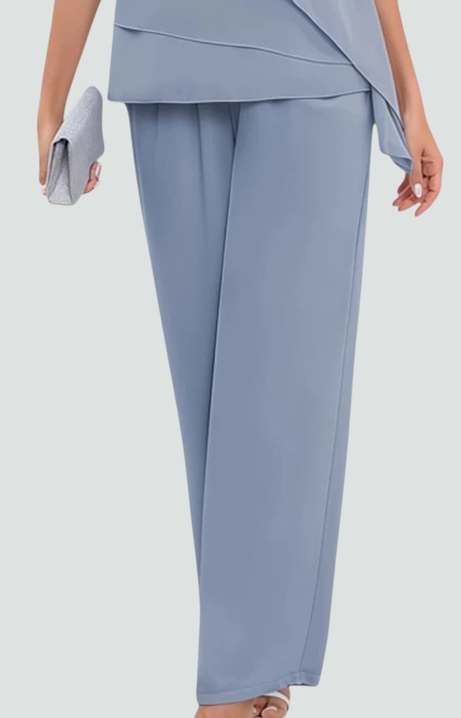 SARA | CONJUNTO FLUIDO QUE RESALTA TU BELLEZA NATURAL