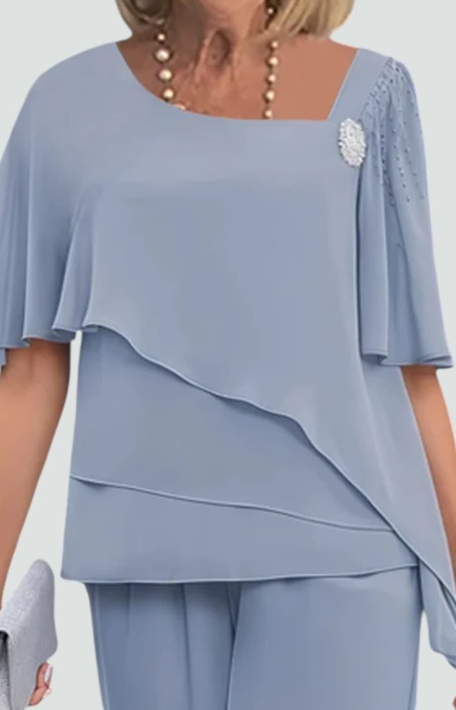 SARA | CONJUNTO FLUIDO QUE RESALTA TU BELLEZA NATURAL