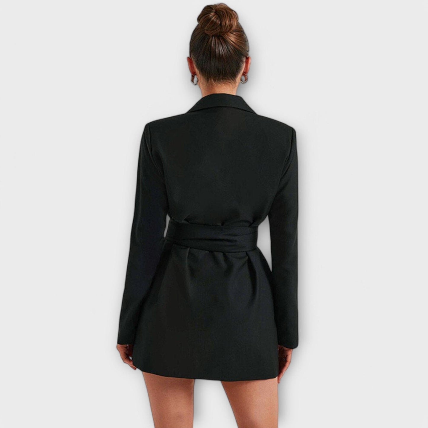 Valentina – Vestido Tipo Blazer con Escote en V que realza tu estilo
